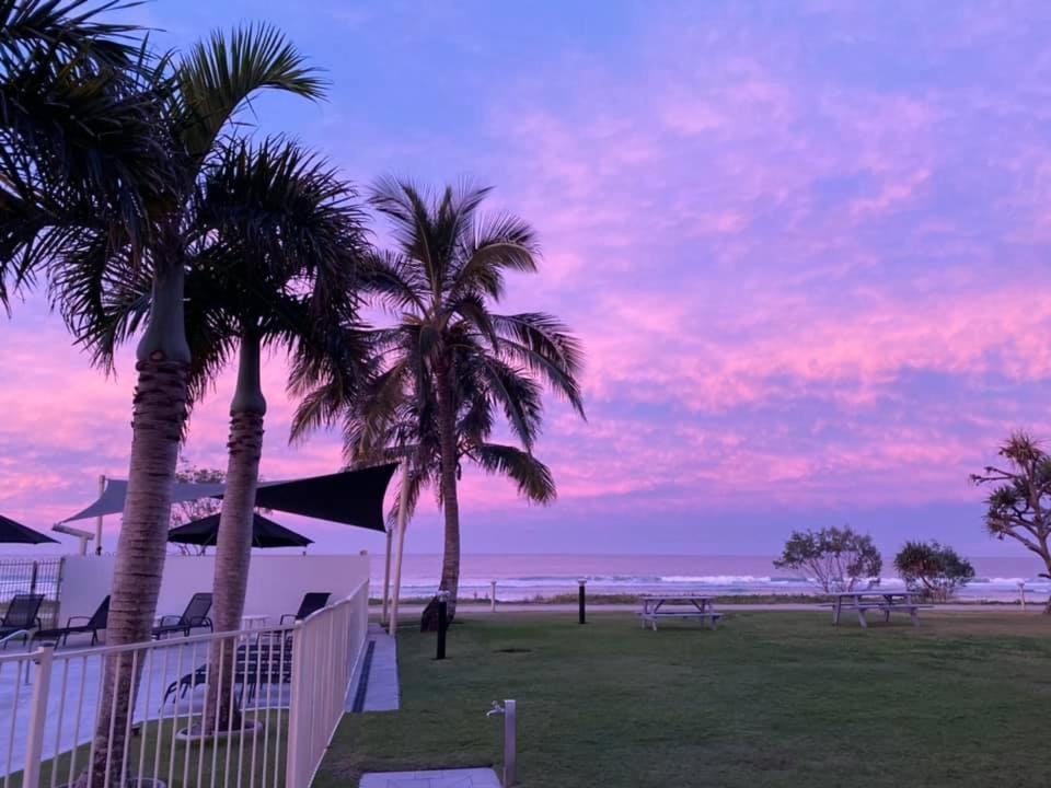 San Simeon Beachfront Apartments Tugun Gold Coast Dış mekan fotoğraf