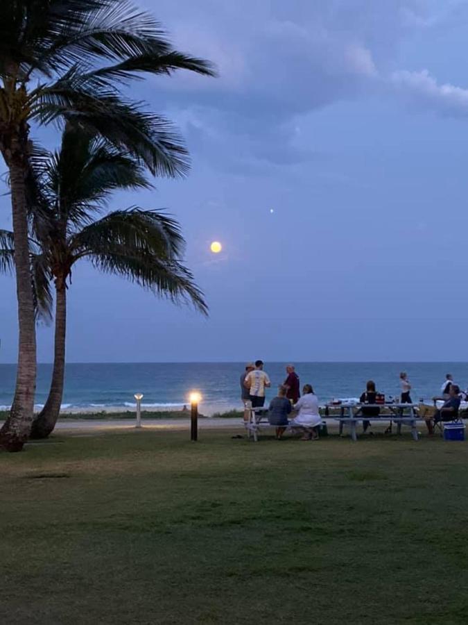 San Simeon Beachfront Apartments Tugun Gold Coast Dış mekan fotoğraf